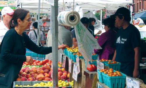 Farmers market outside Mt Sinai Hospital in New York